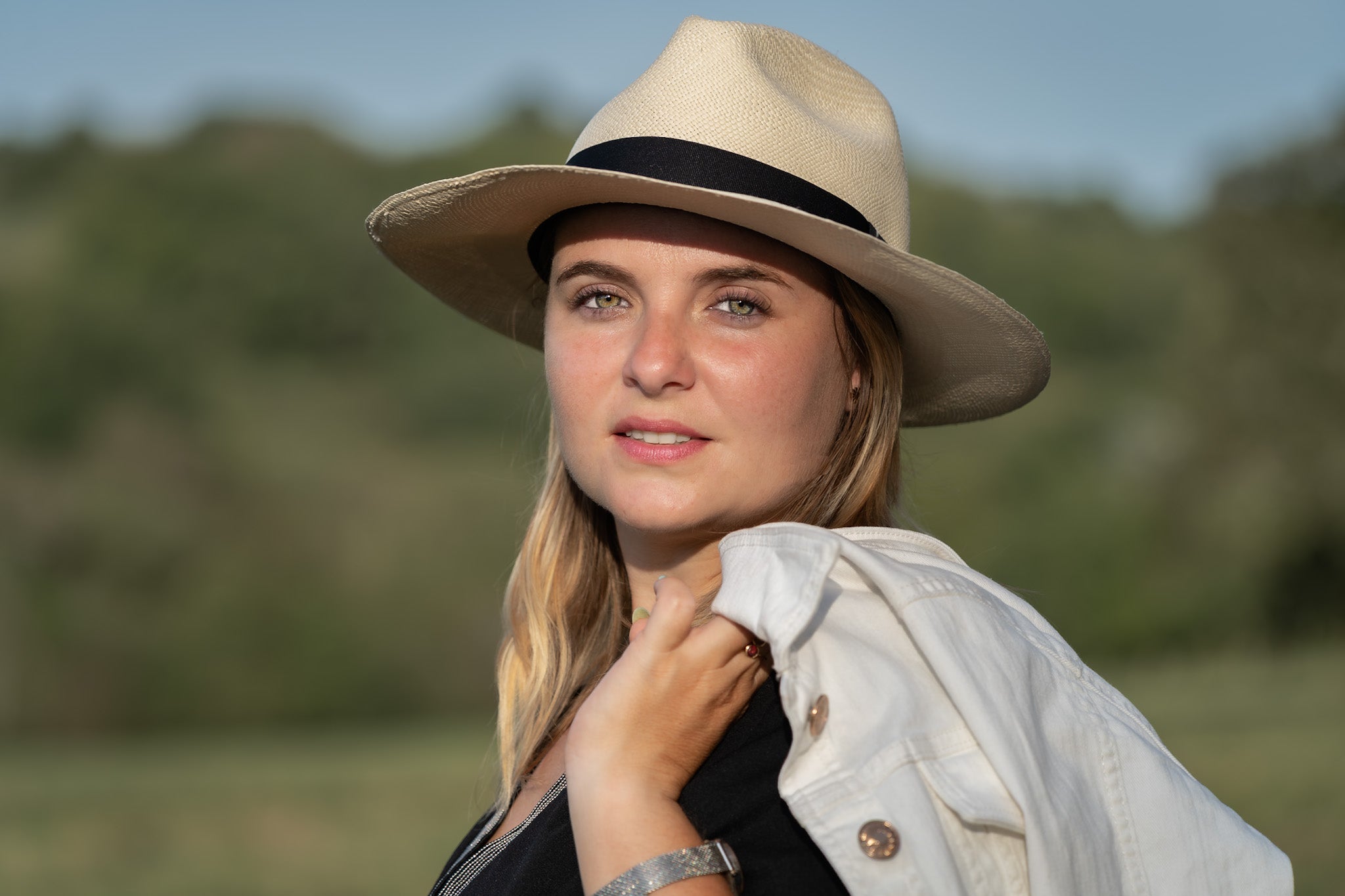 Chapeau Panama Elegancia – Paille Toquilla Grade 4 – Tissé Main Montecristi
