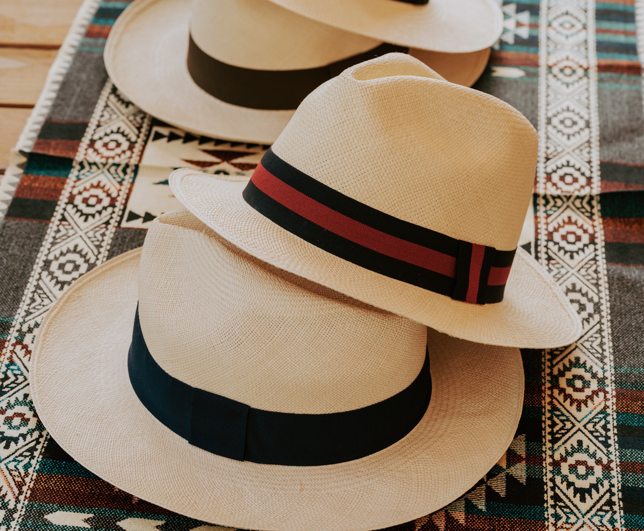 Chapeau Panama Elegancia – Paille Toquilla Grade 4 – Tissé Main Montecristi